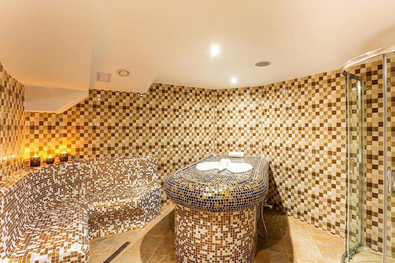 Family Hotel Romantika Βέλινγκραντ Εξωτερικό φωτογραφία
