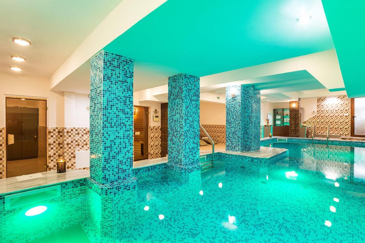 Family Hotel Romantika Βέλινγκραντ Εξωτερικό φωτογραφία