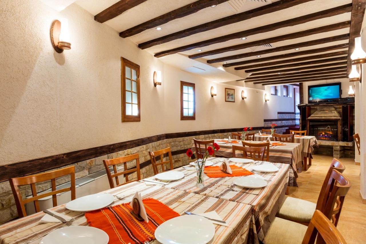 Family Hotel Romantika Βέλινγκραντ Εξωτερικό φωτογραφία