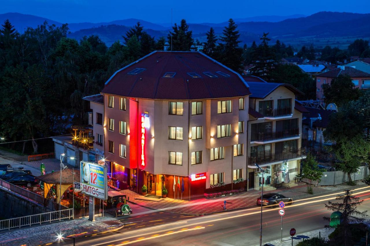 Family Hotel Romantika Βέλινγκραντ Εξωτερικό φωτογραφία